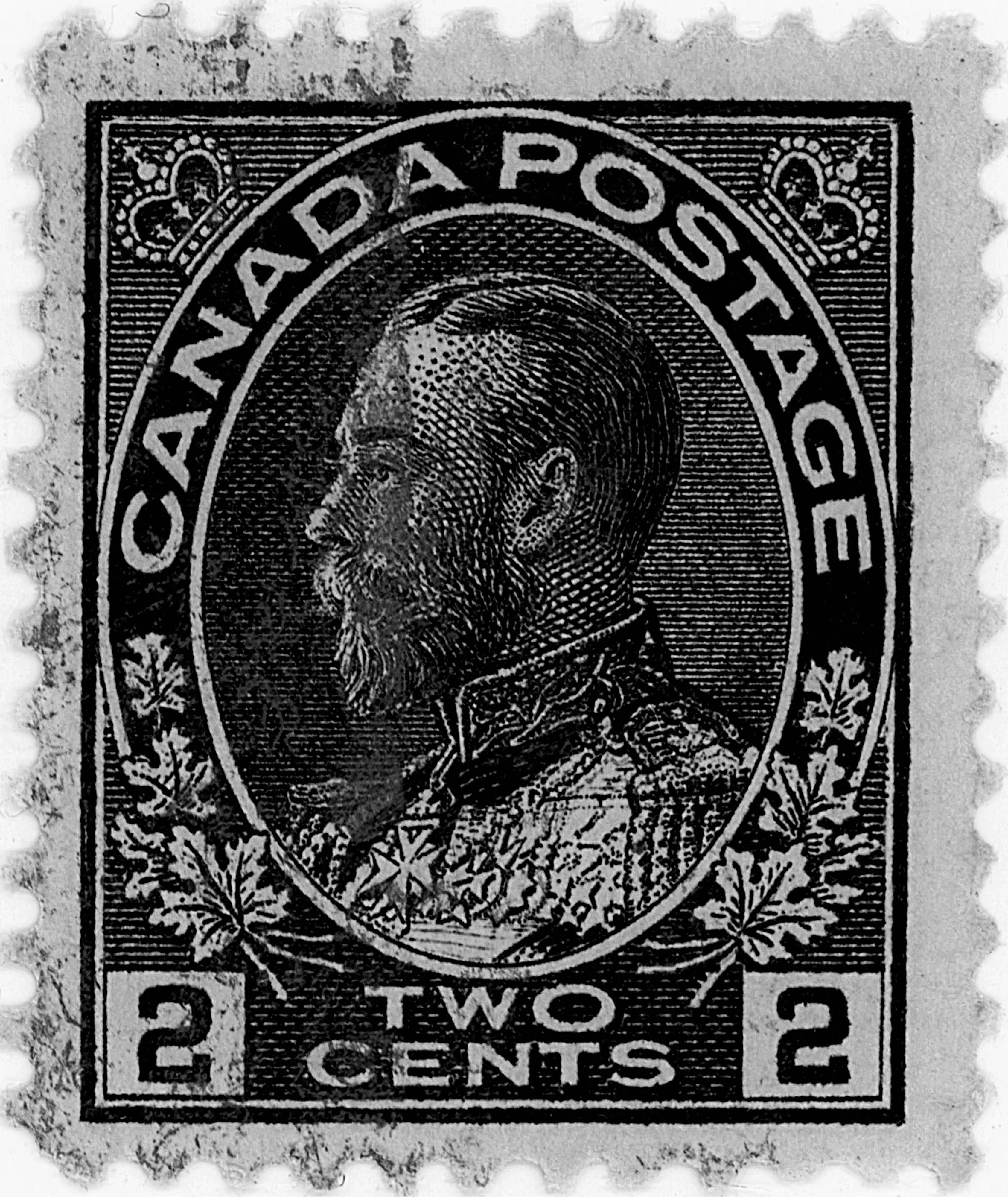 2¢C r z 14 cd bw.webp